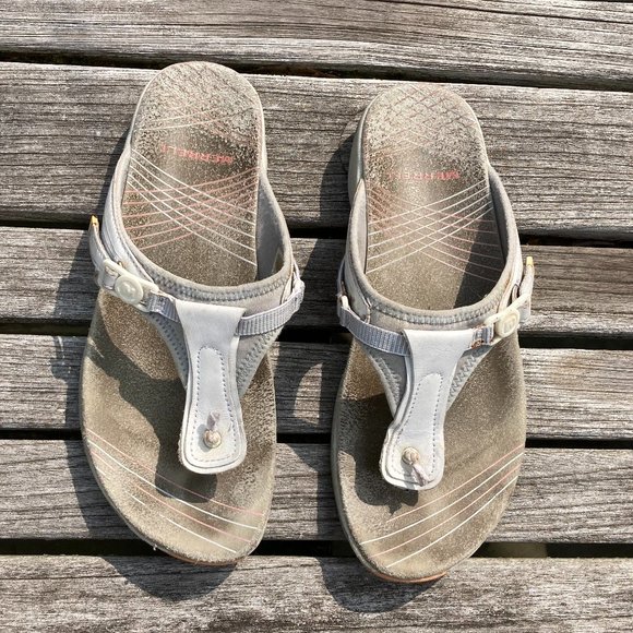 Merrell Womens White Sandals/Slides - Size 7M - Picture 2 of 13